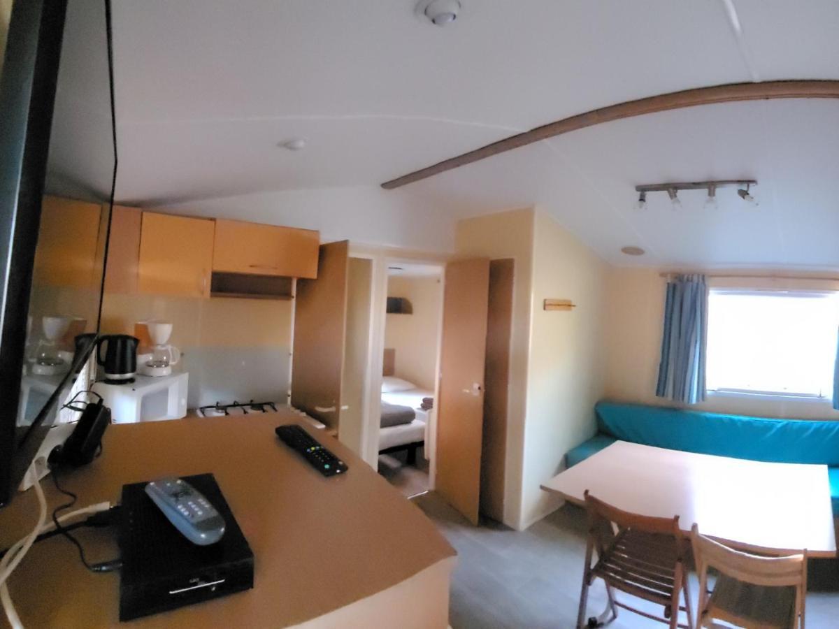 Camping Le Brochet Péronne Екстериор снимка