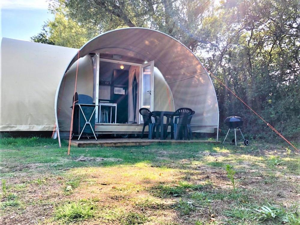 Camping Le Brochet Péronne Екстериор снимка